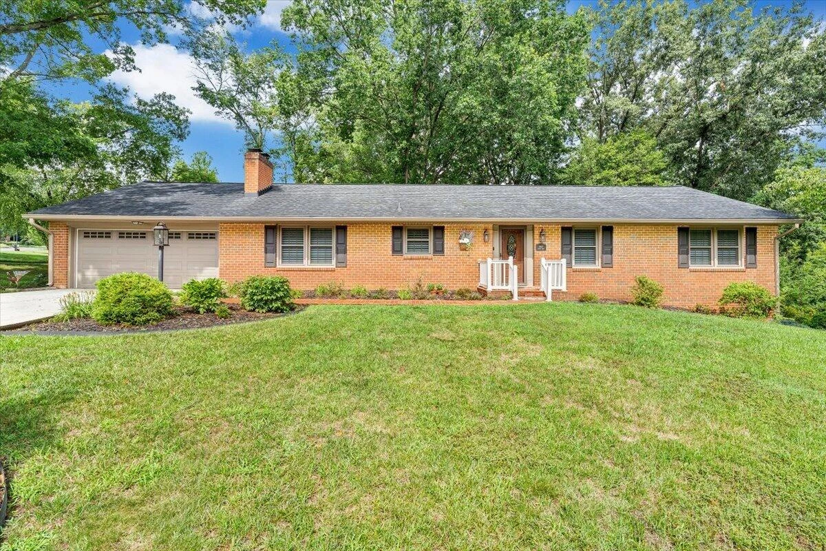 1903 Maylin DR - Photo 2