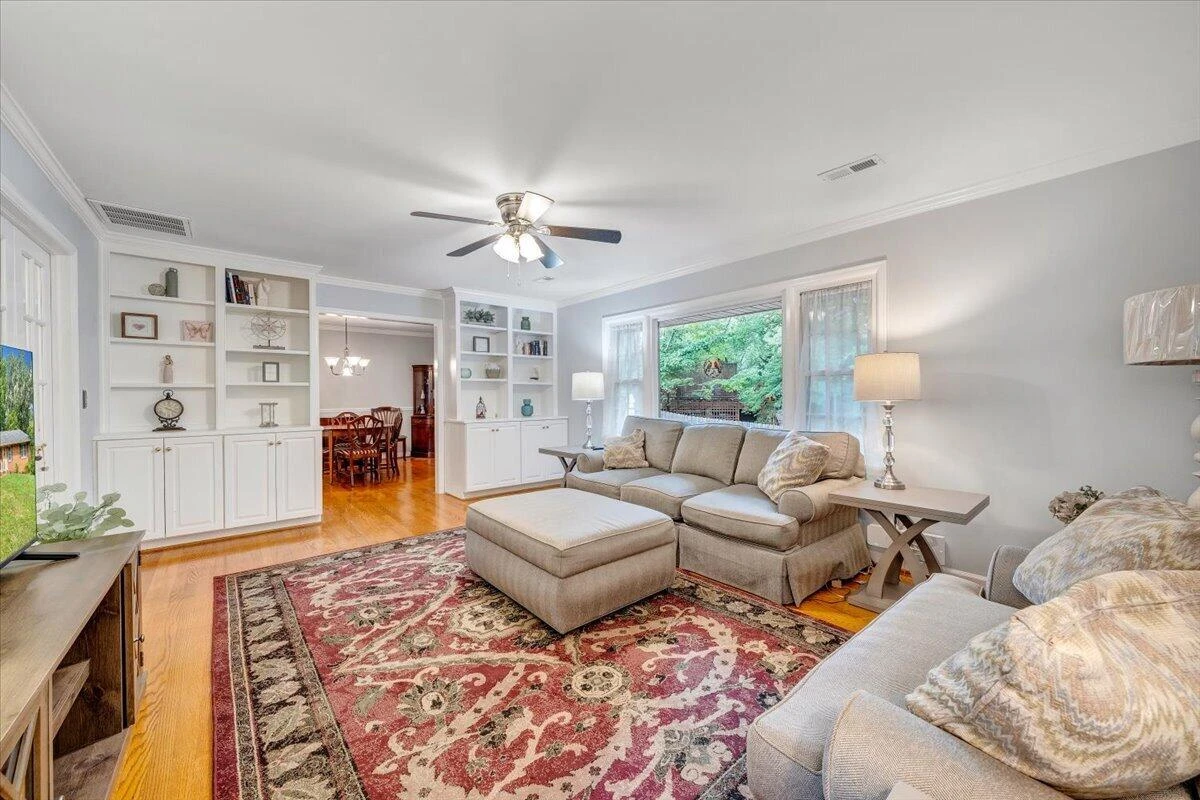 1903 Maylin DR - Photo 25