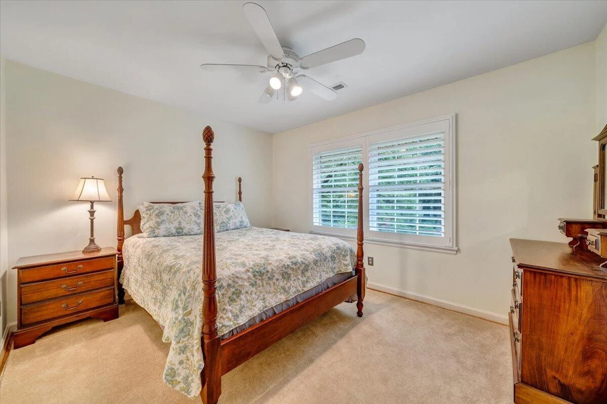 1903 Maylin DR - Photo 30