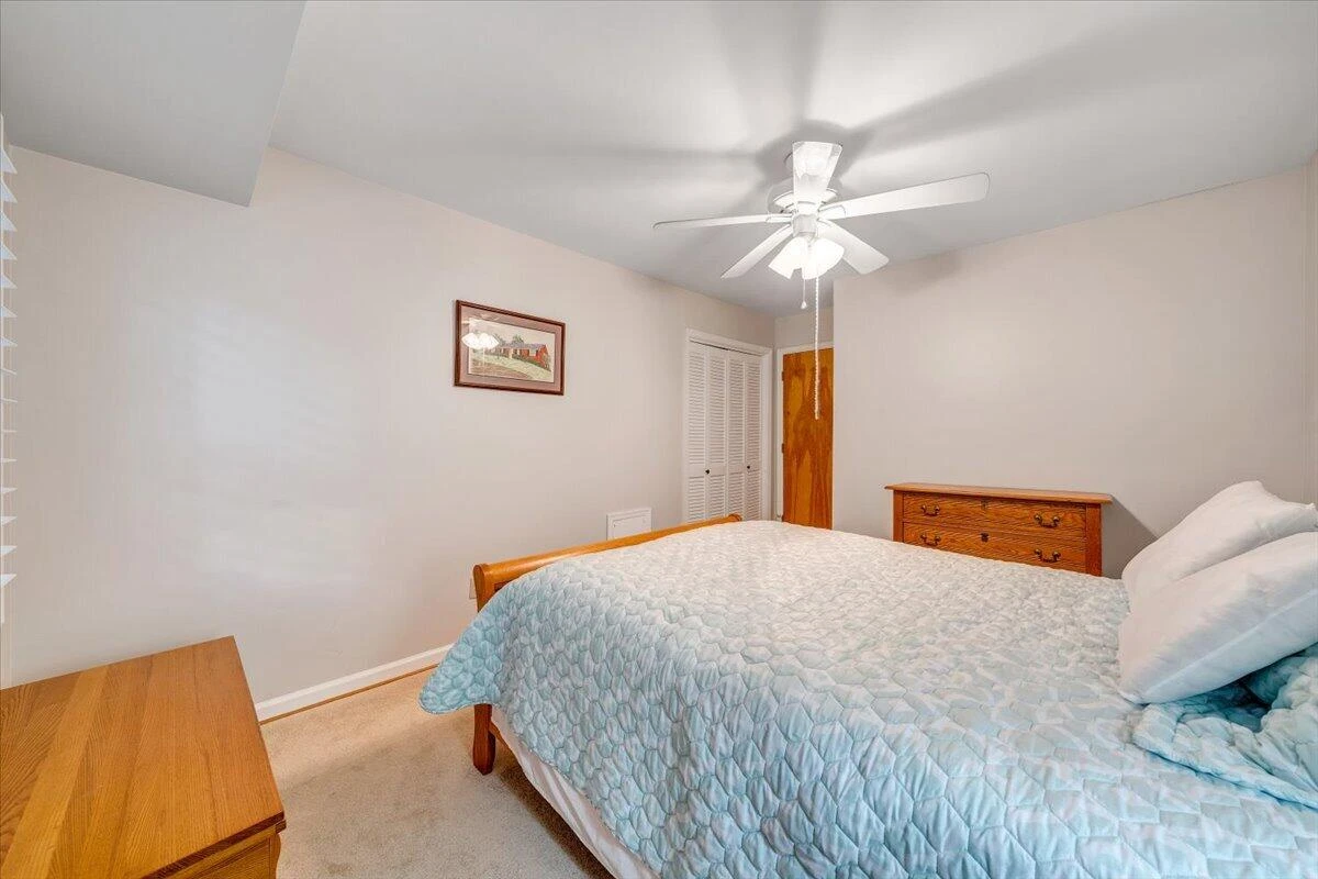 1903 Maylin DR - Photo 33