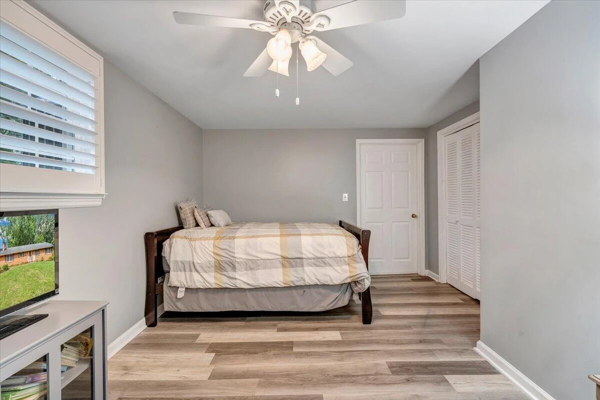 1903 Maylin DR - Photo 45