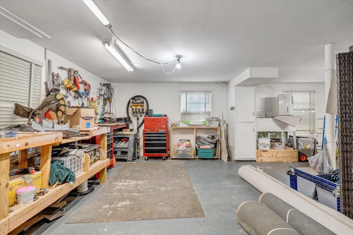 1903 Maylin DR - Photo 49