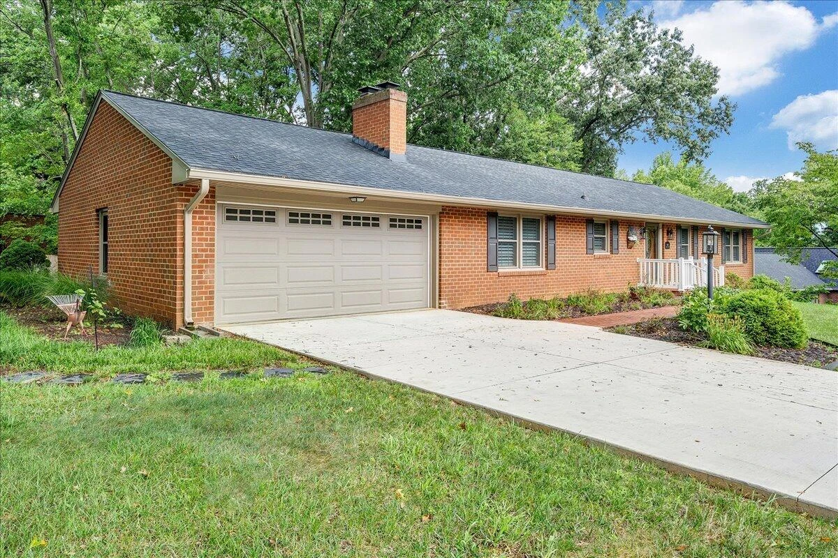 1903 Maylin DR - Photo 62
