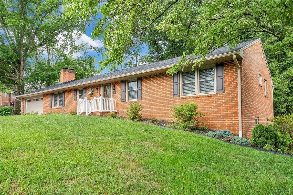1903 Maylin DR - Photo 65