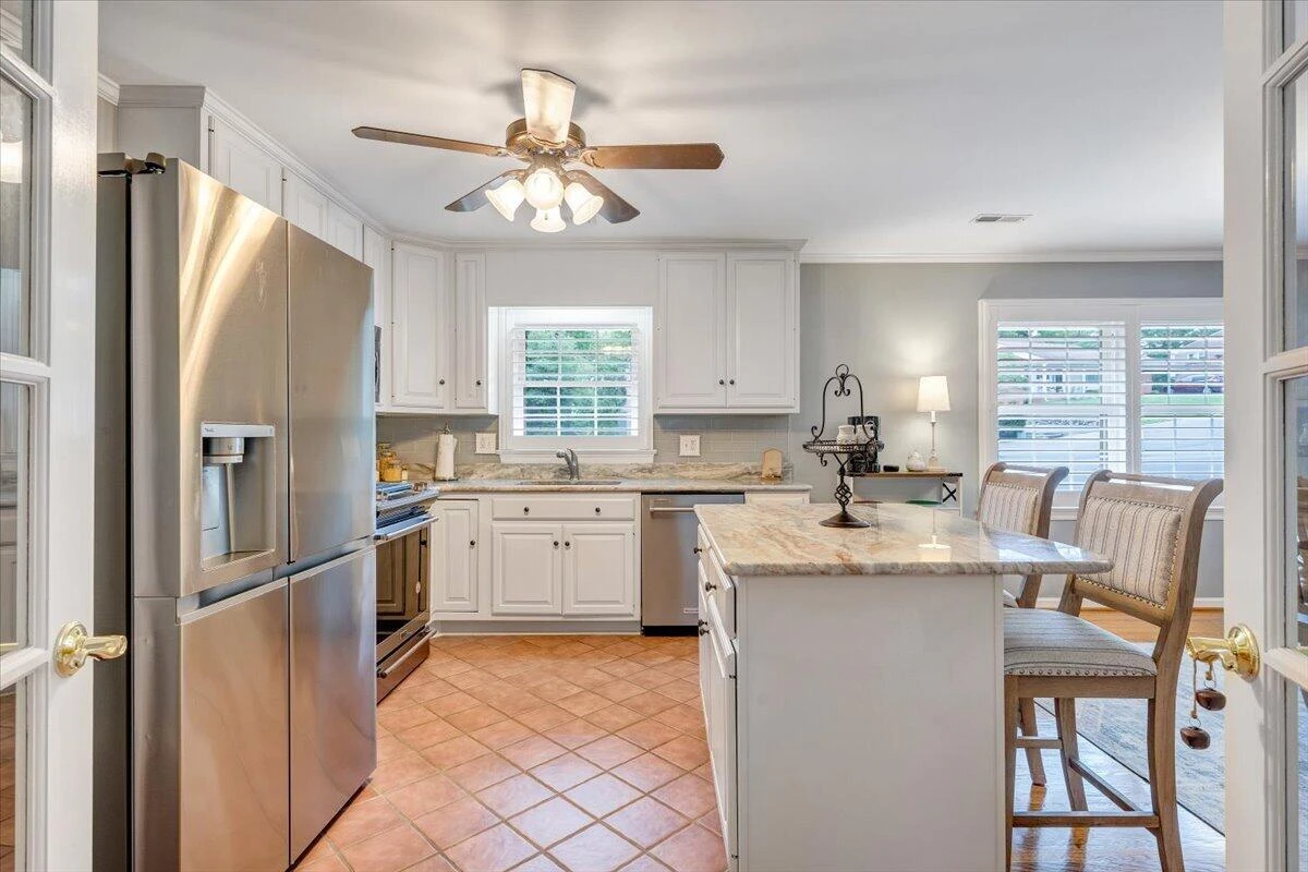 1903 Maylin DR - Photo 9