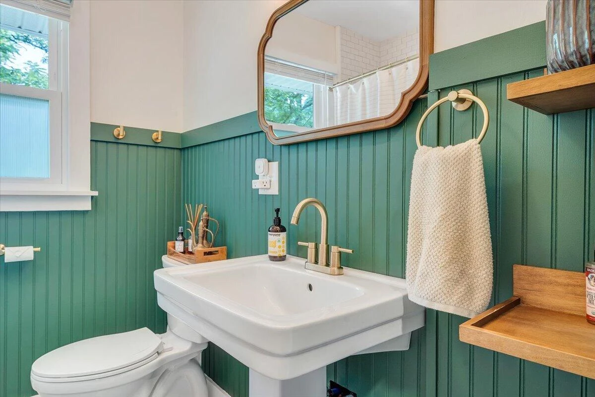 8580 Martins Creek RD - Photo 25