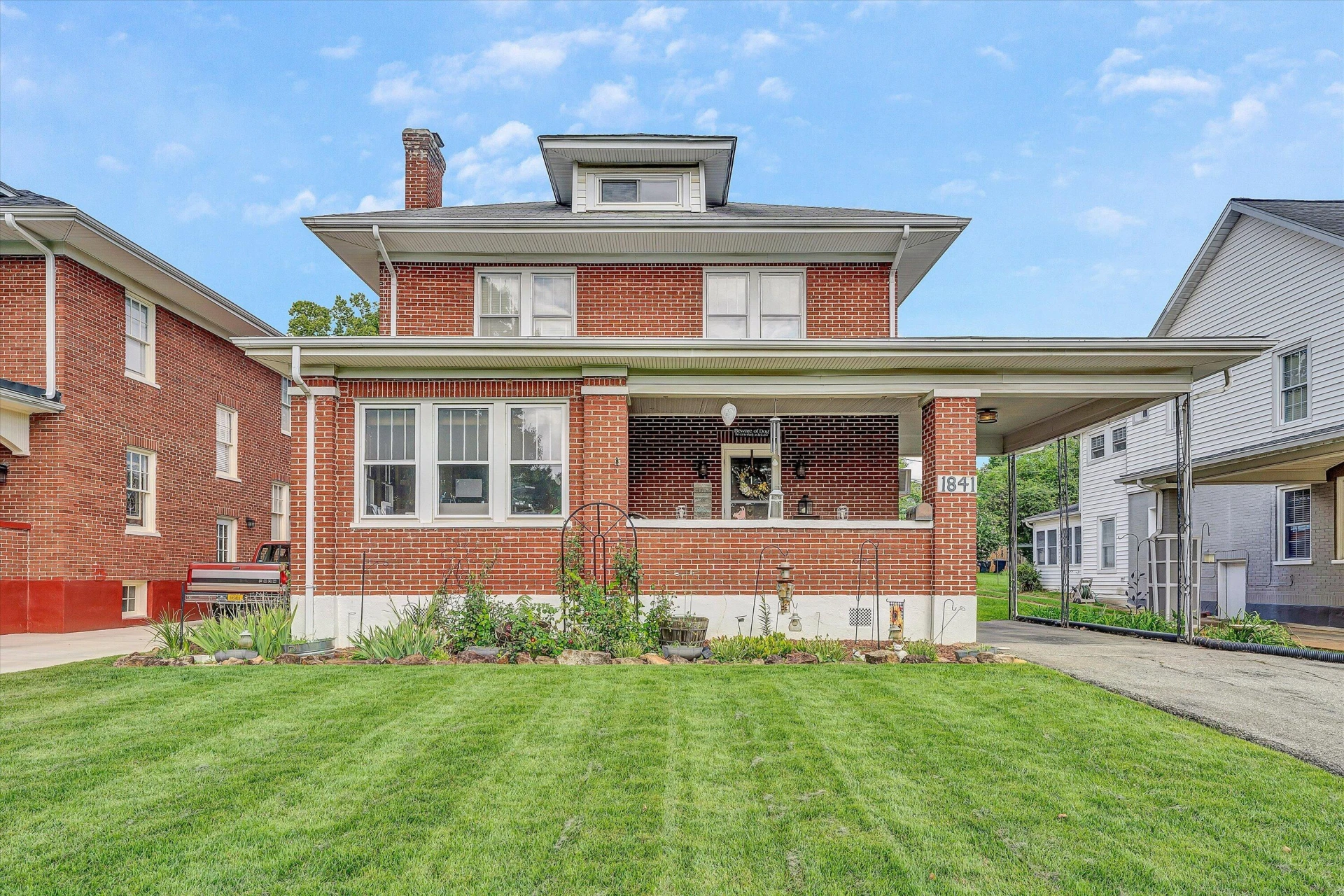 1841 Belleville RD SW
