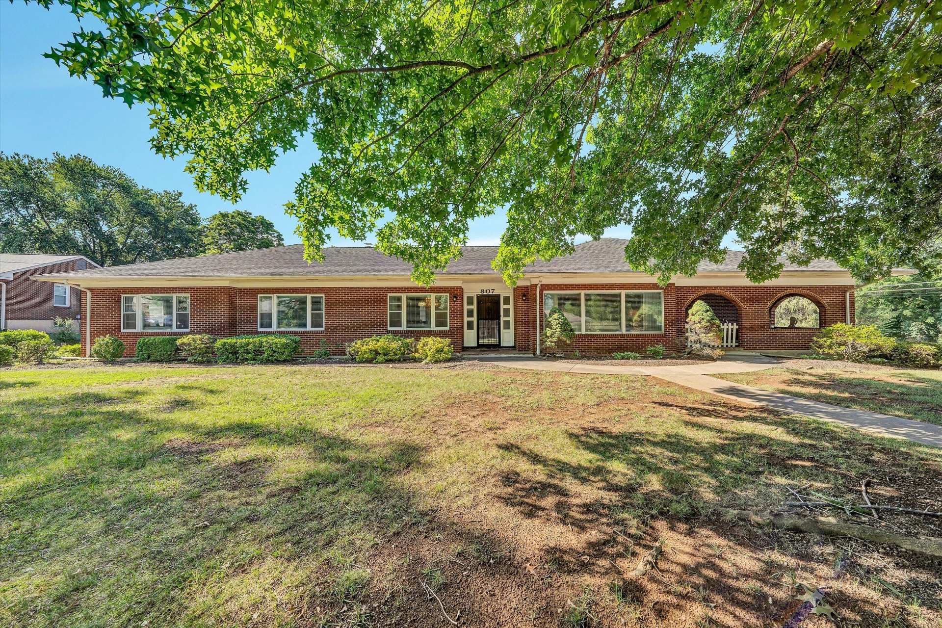 807 Dexter RD NW