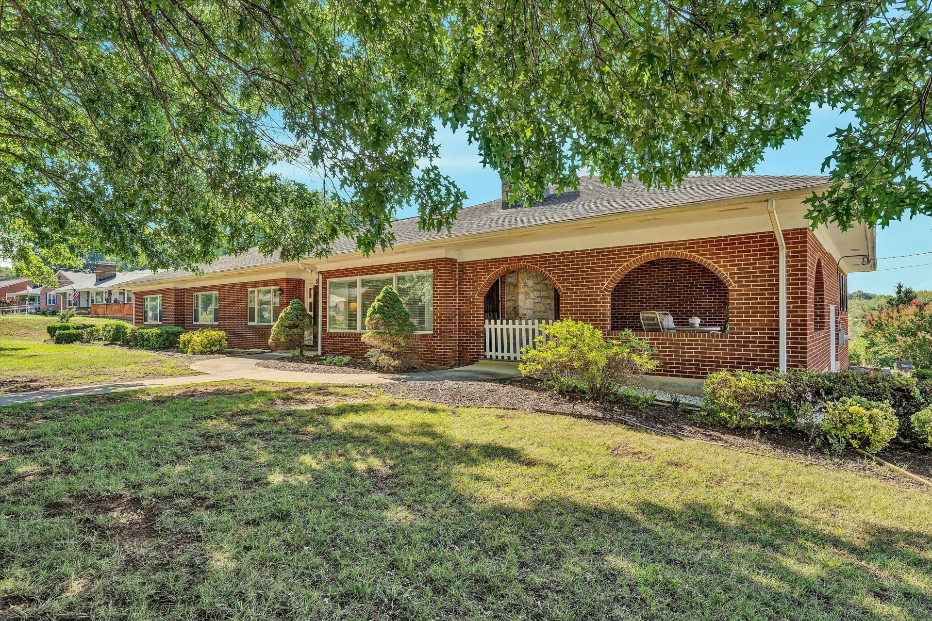 807 Dexter RD NW - Photo 3
