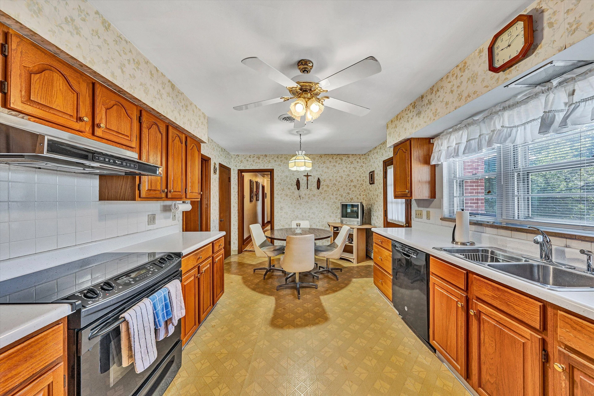 807 Dexter RD NW - Photo 17