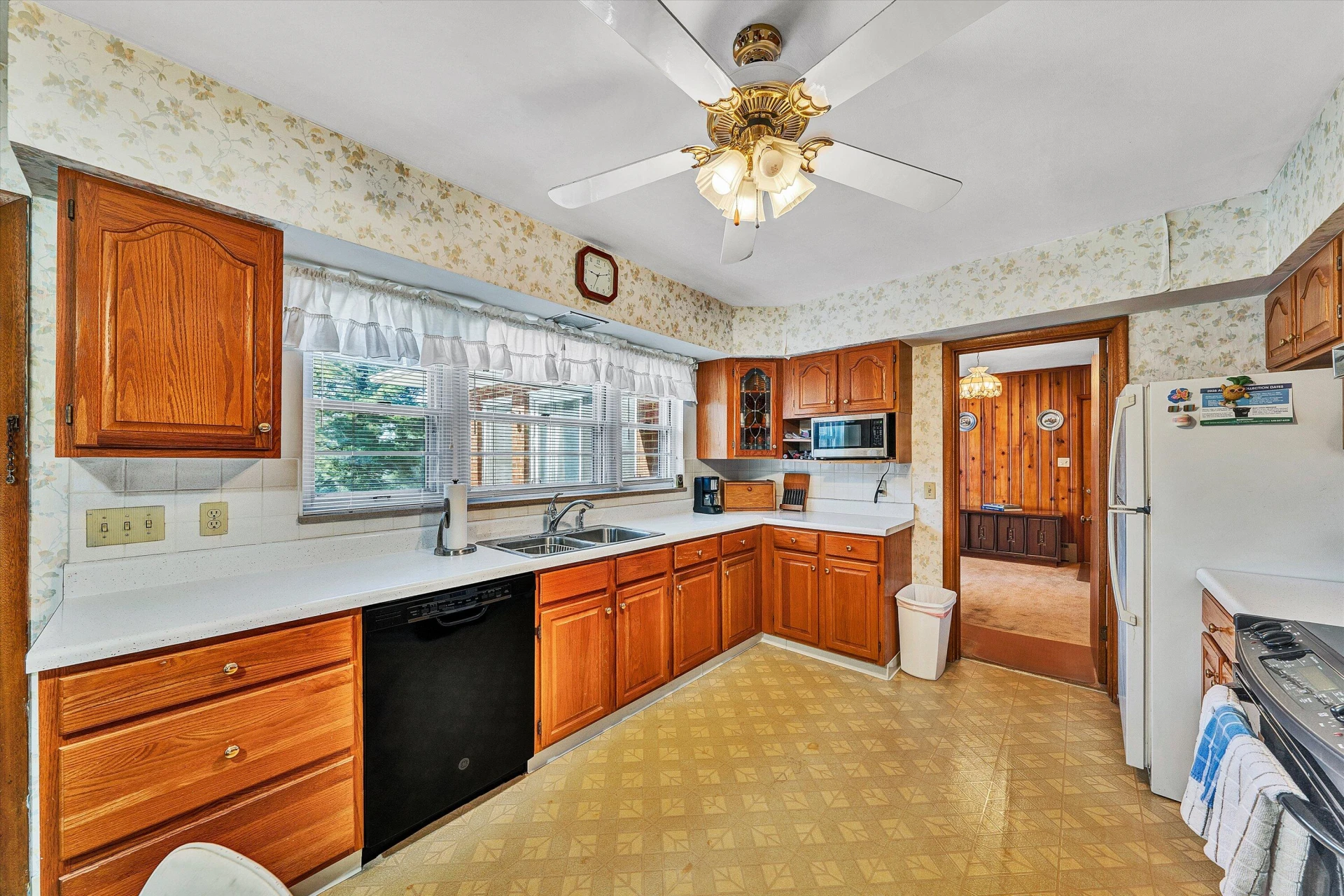 807 Dexter RD NW - Photo 18