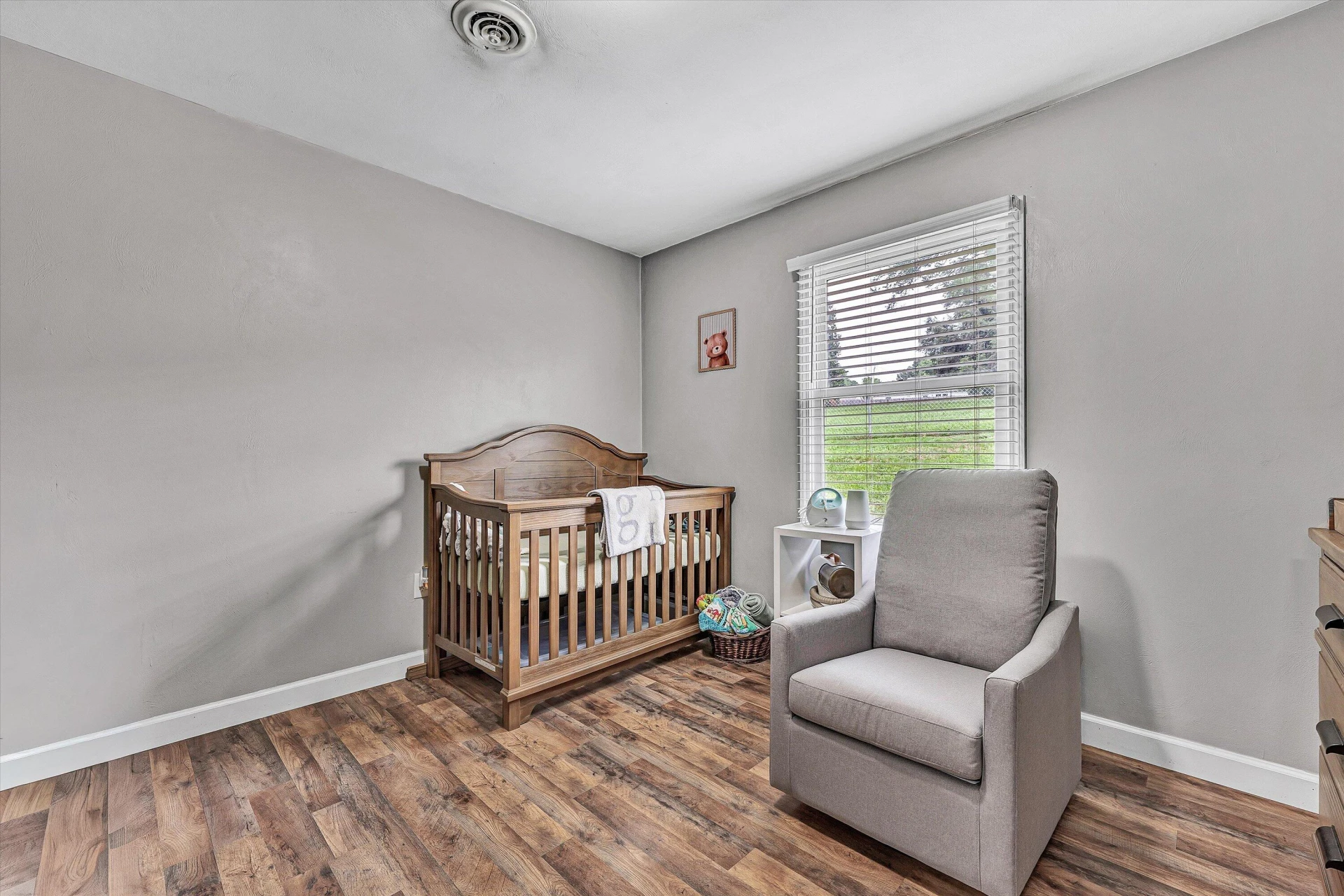 5011 Springfield AVE NW - Photo 13