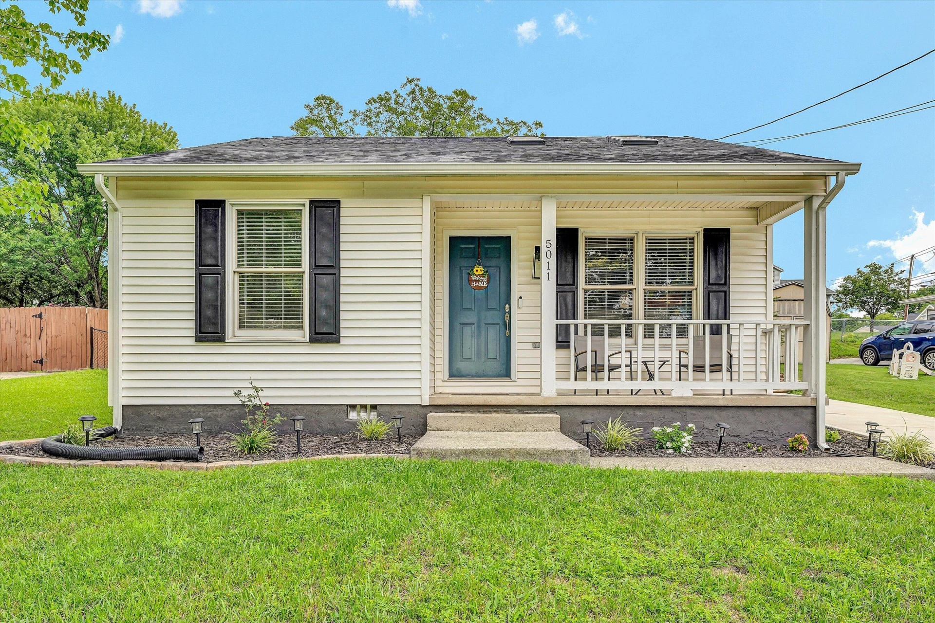 5011 Springfield AVE NW - Photo 16