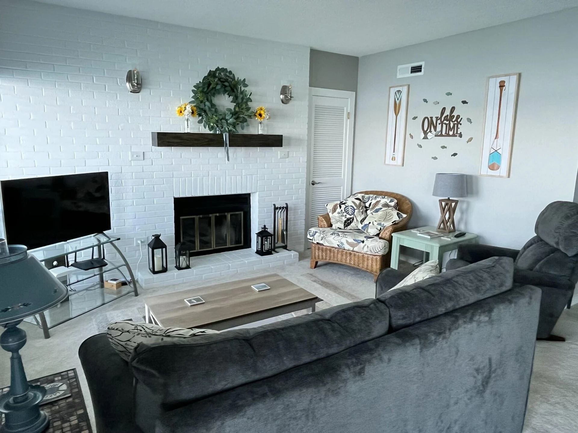 6605 Smith Mountain RD #227 - Photo 2