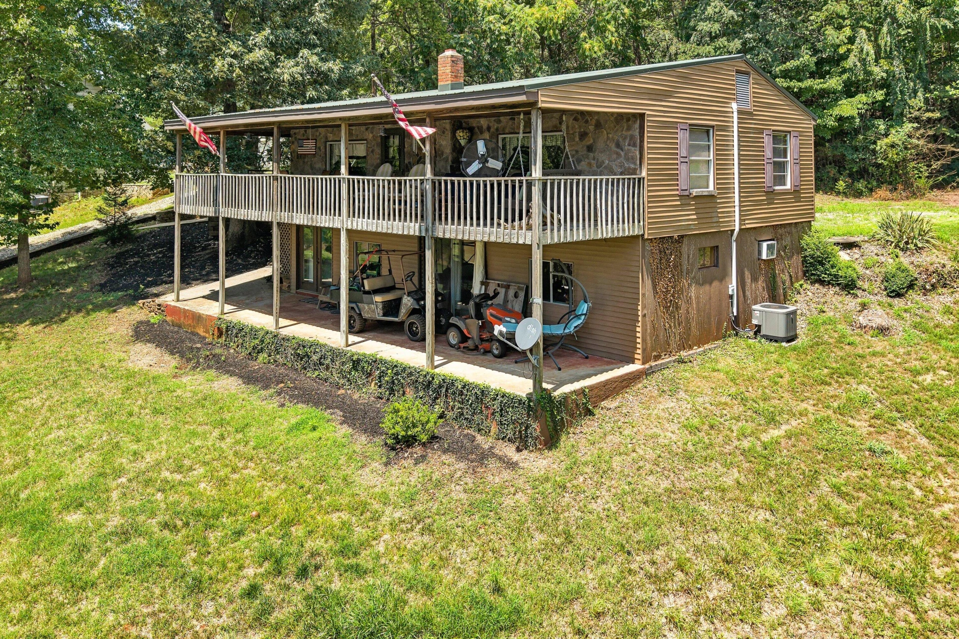 12 Crescent LN - Photo 3