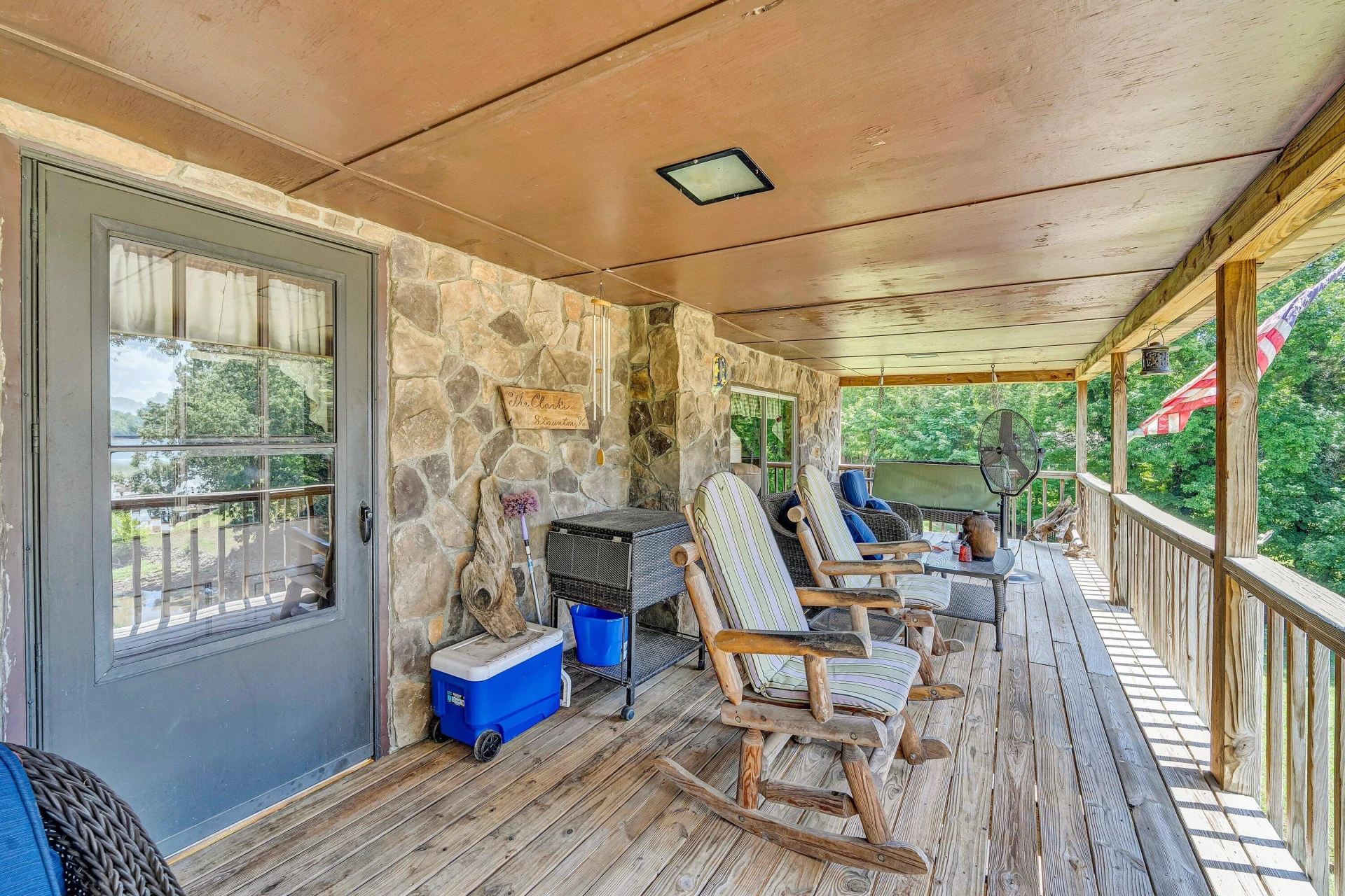 12 Crescent LN - Photo 4