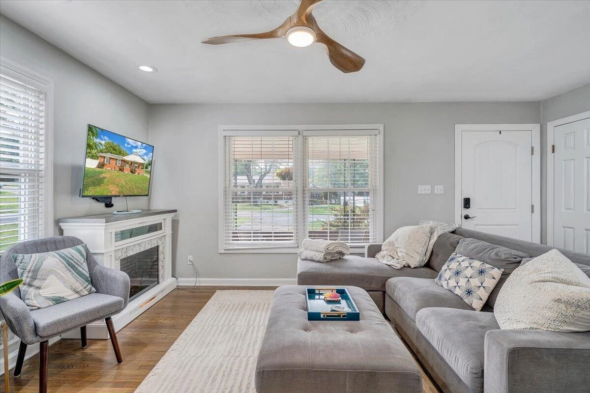 719 Hugh AVE - Photo 12