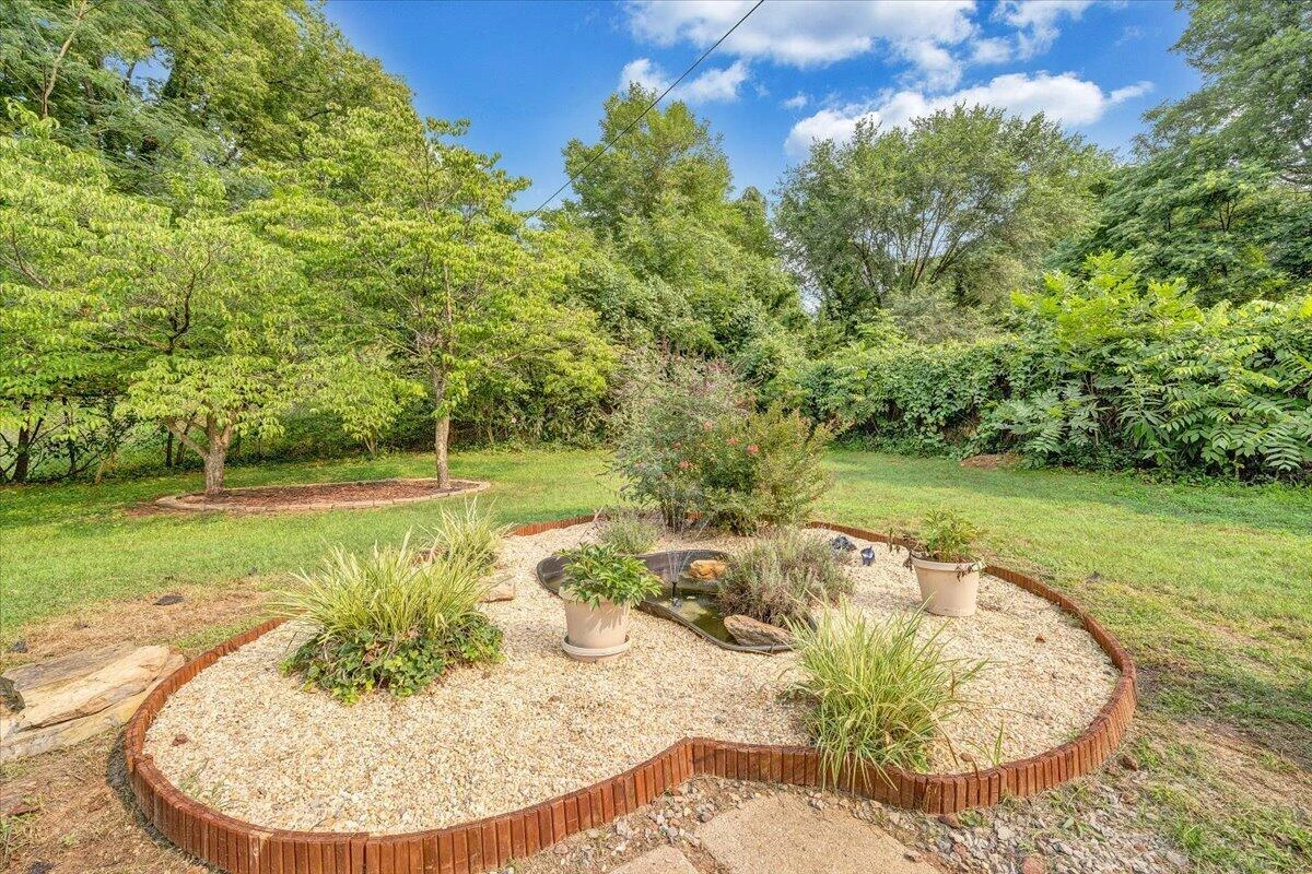 719 Hugh AVE - Photo 48