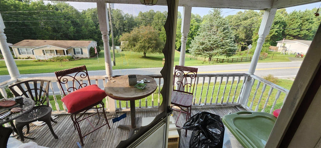 6846 Goodview RD - Photo 17