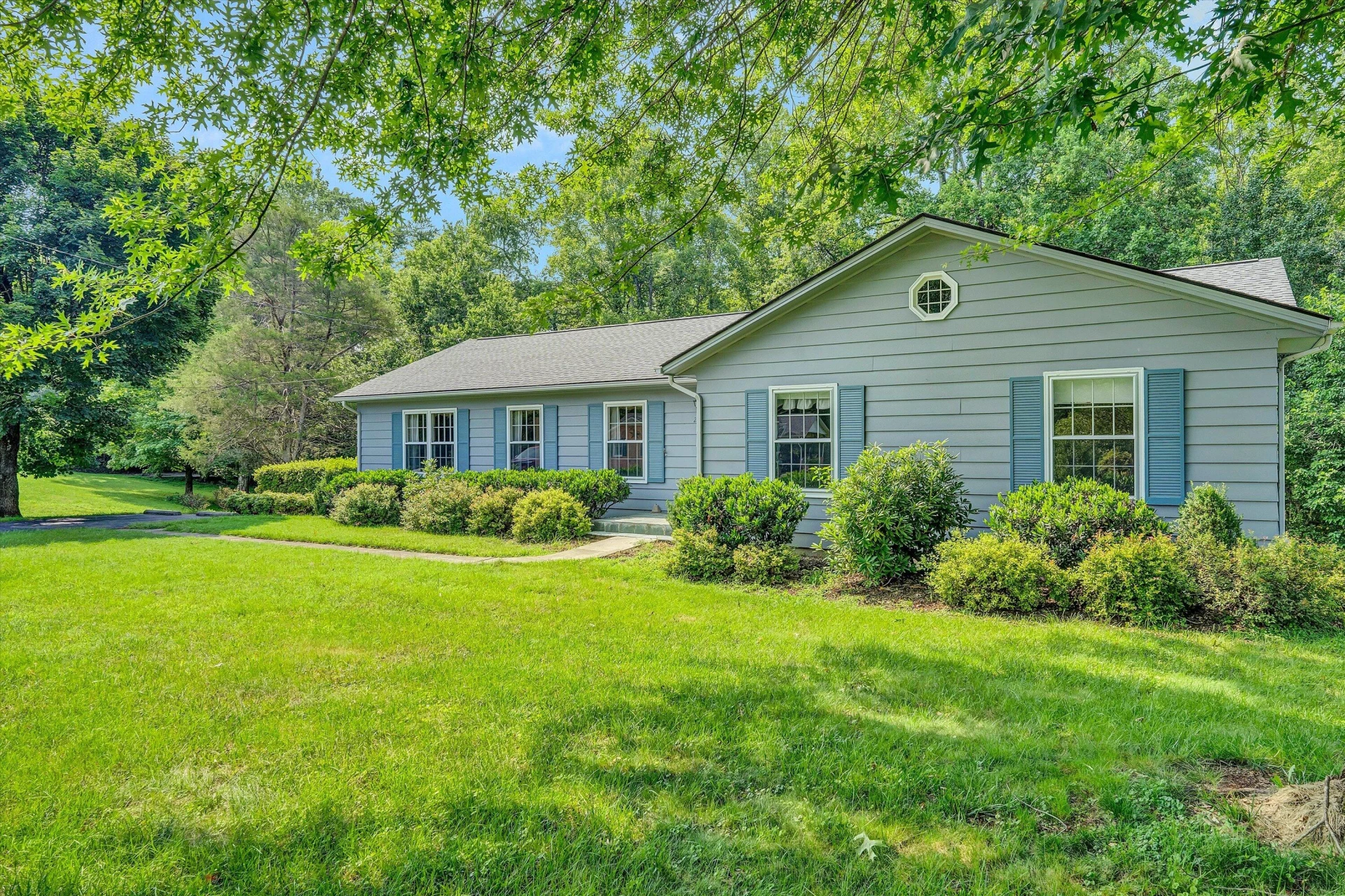 250 Knollwood DR - Photo 43