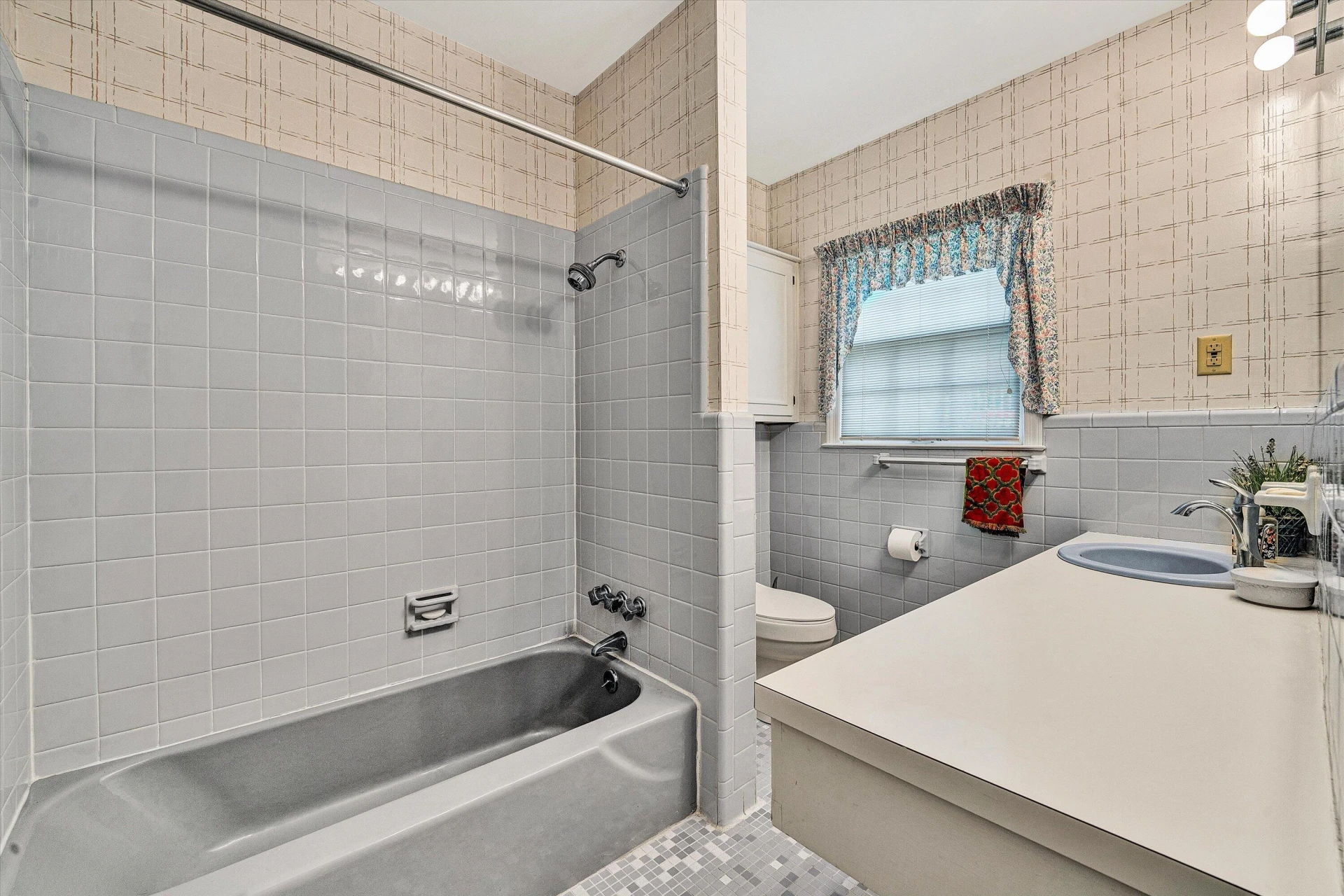 250 Knollwood DR - Photo 25