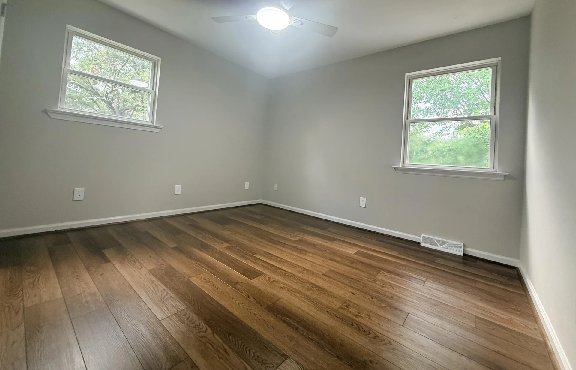 2926 Creekwood DR - Photo 12