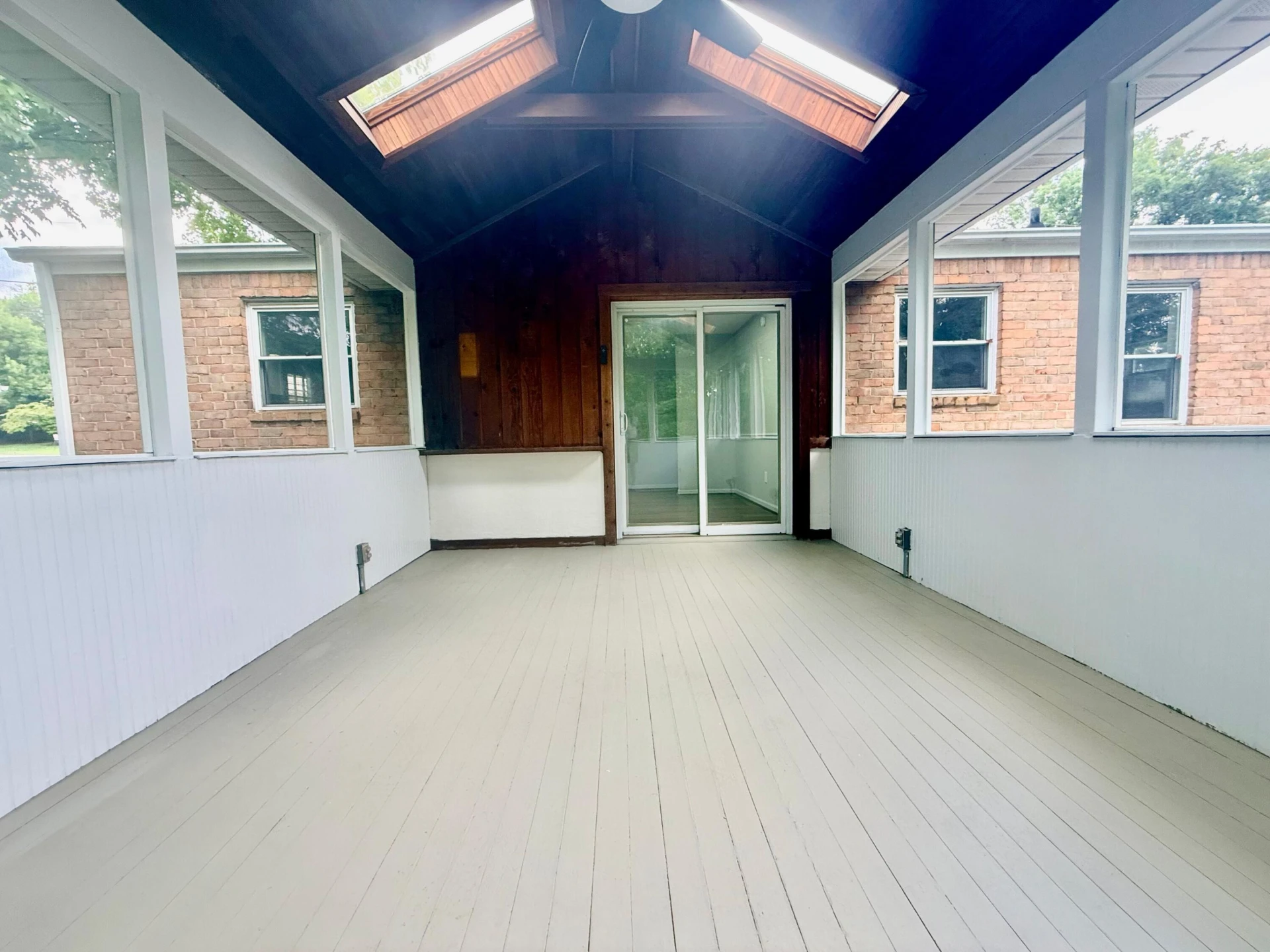 2926 Creekwood DR - Photo 15