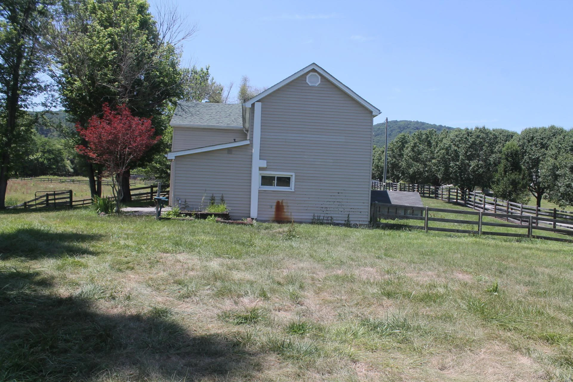 2768 Ellett RD - Photo 2