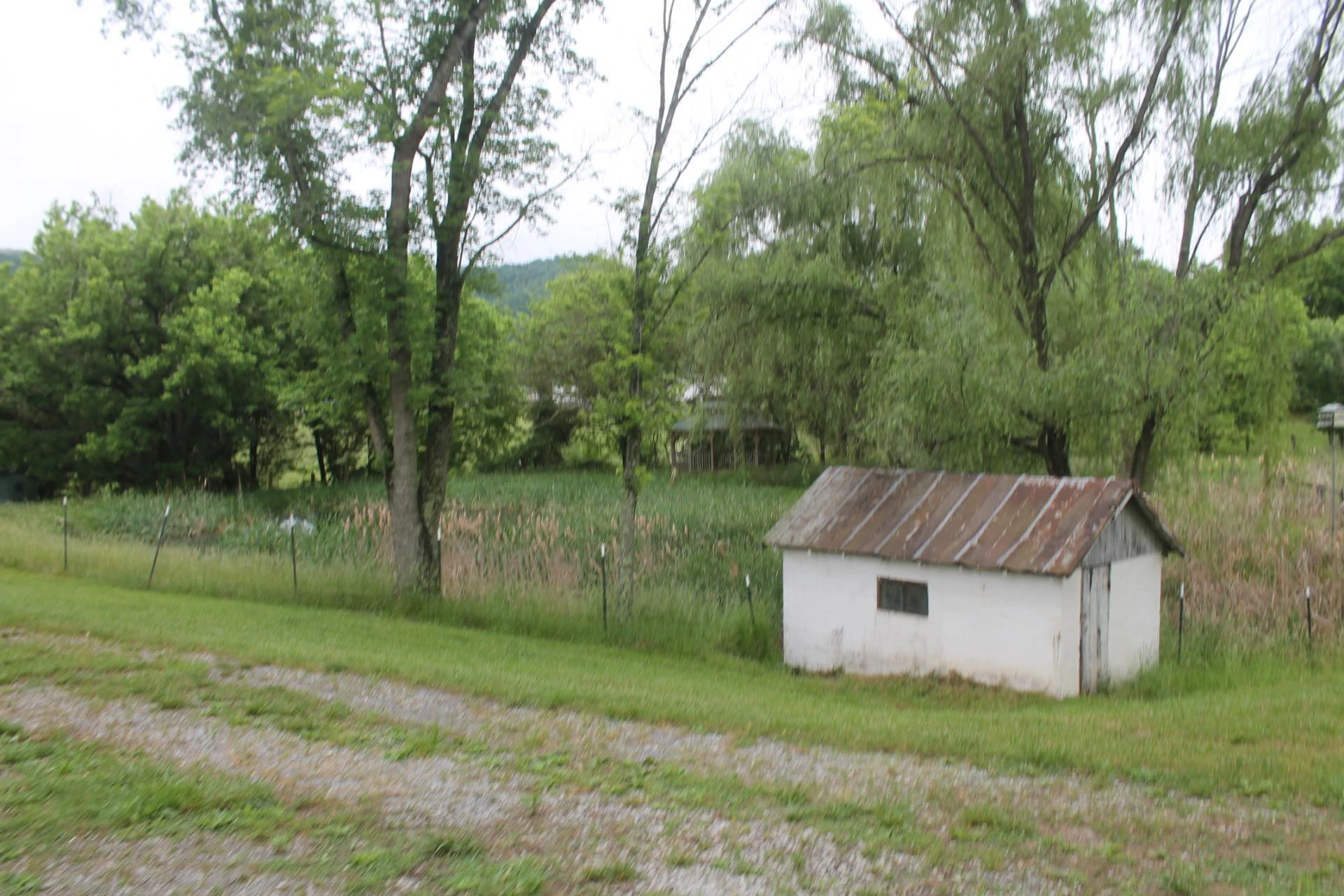 2768 Ellett RD - Photo 33