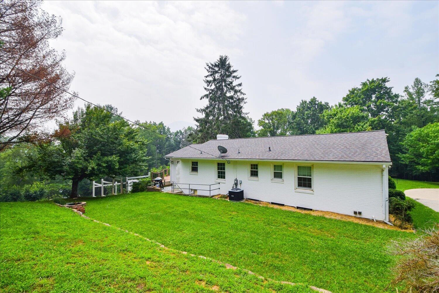 6189 Corntassel LN - Photo 33