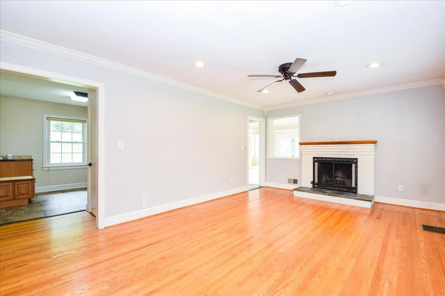 6189 Corntassel LN - Photo 7