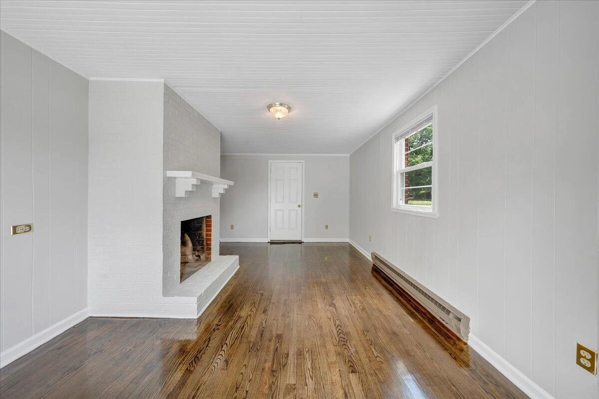 5735 Knowles DR - Photo 12