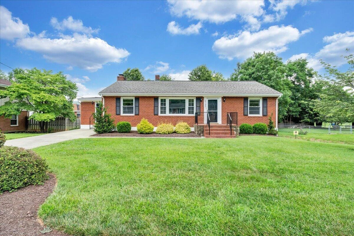5735 Knowles DR - Photo 27