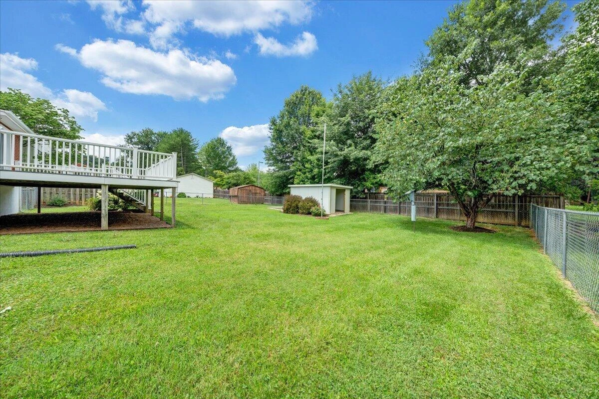 5735 Knowles DR - Photo 35