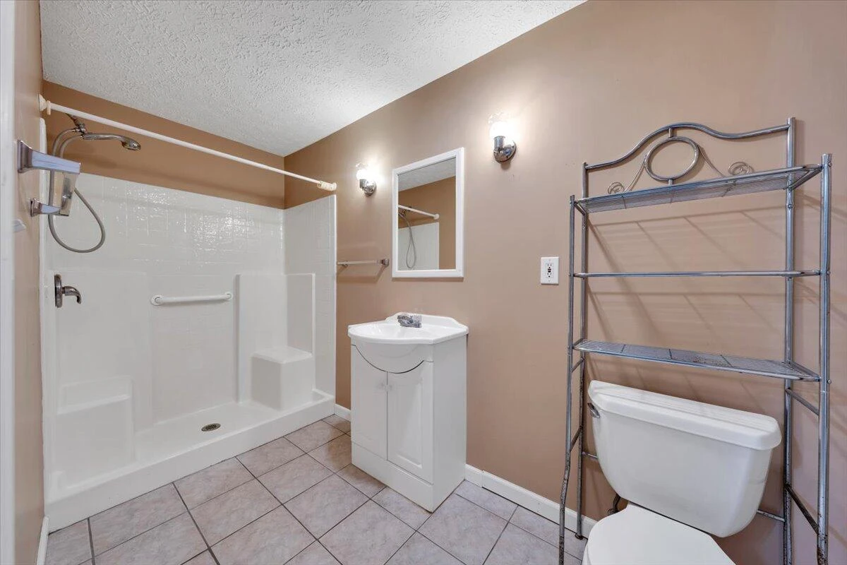 4929 Pine Glen RD NE - Photo 48