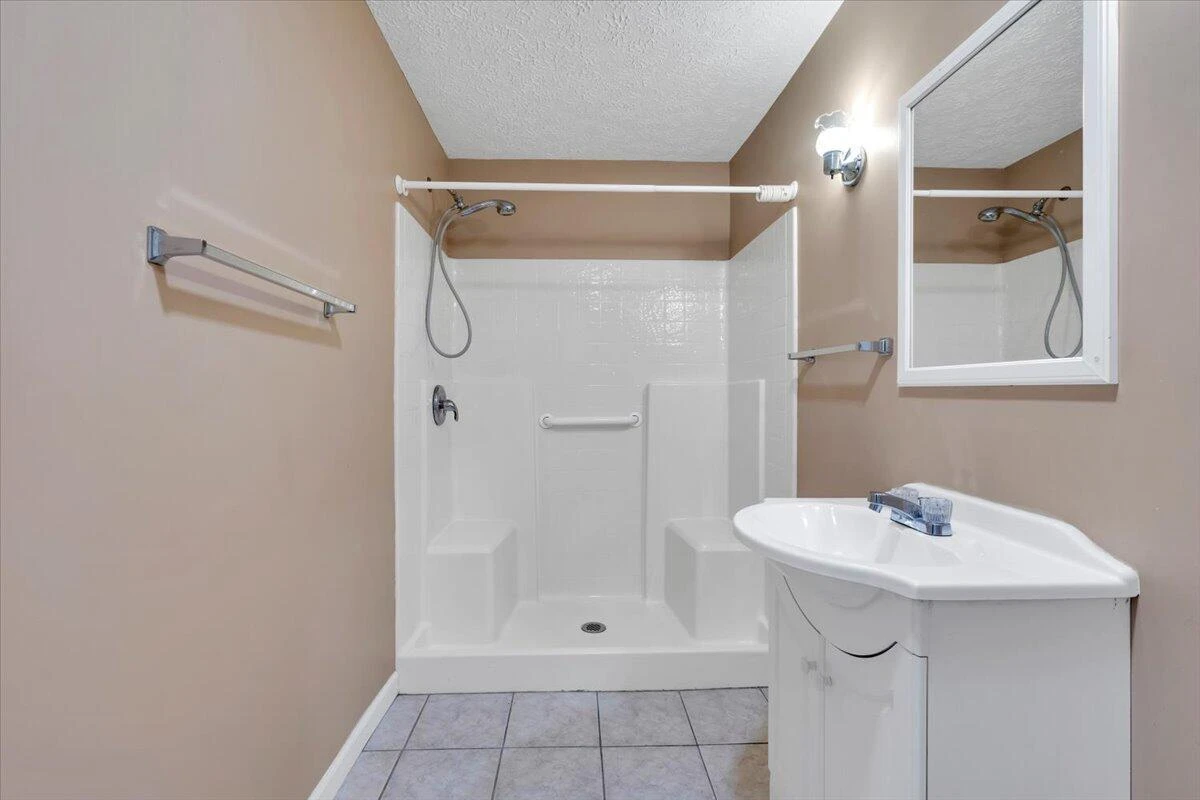4929 Pine Glen RD NE - Photo 49