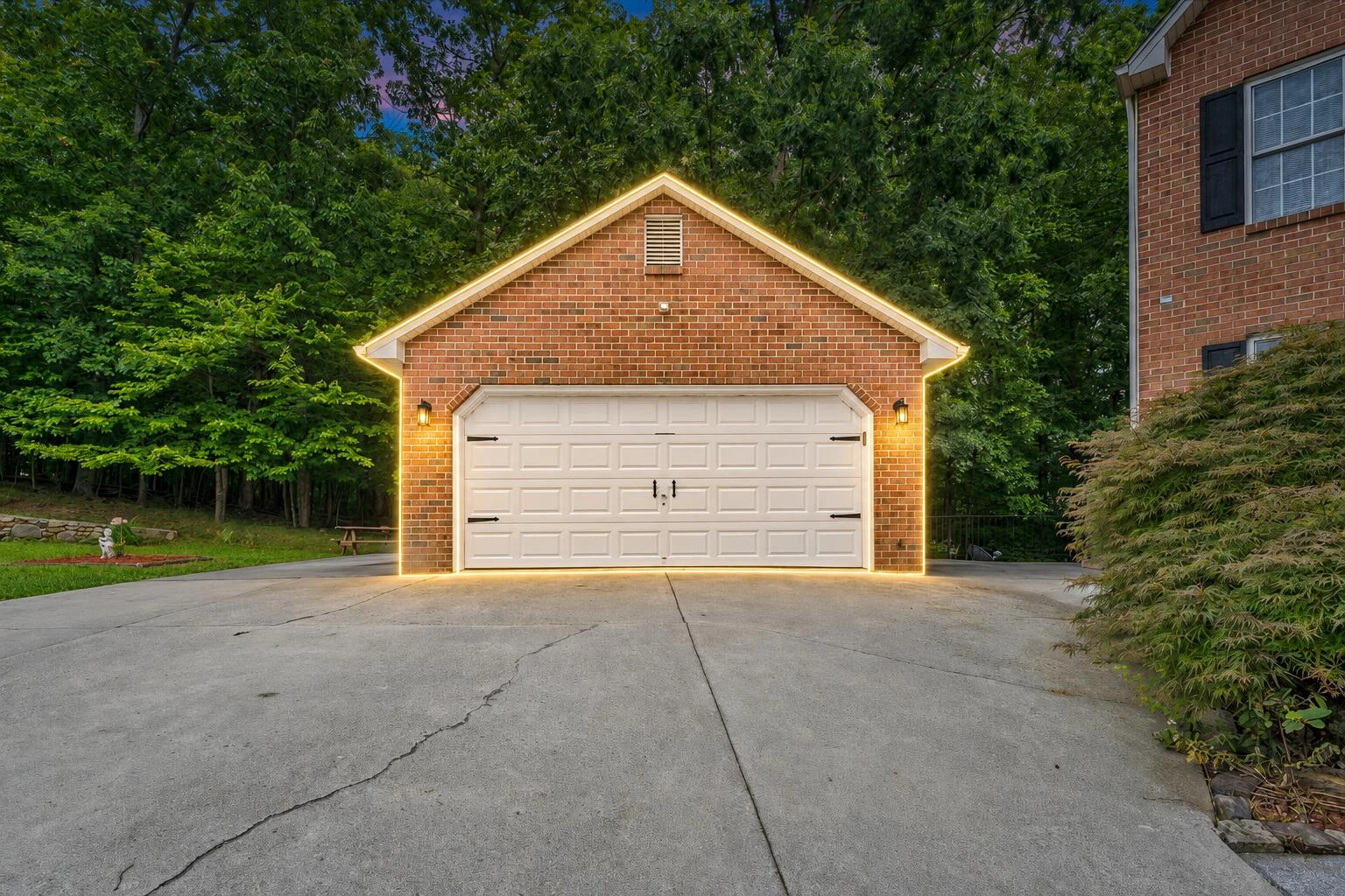 4929 Pine Glen RD NE - Photo 5