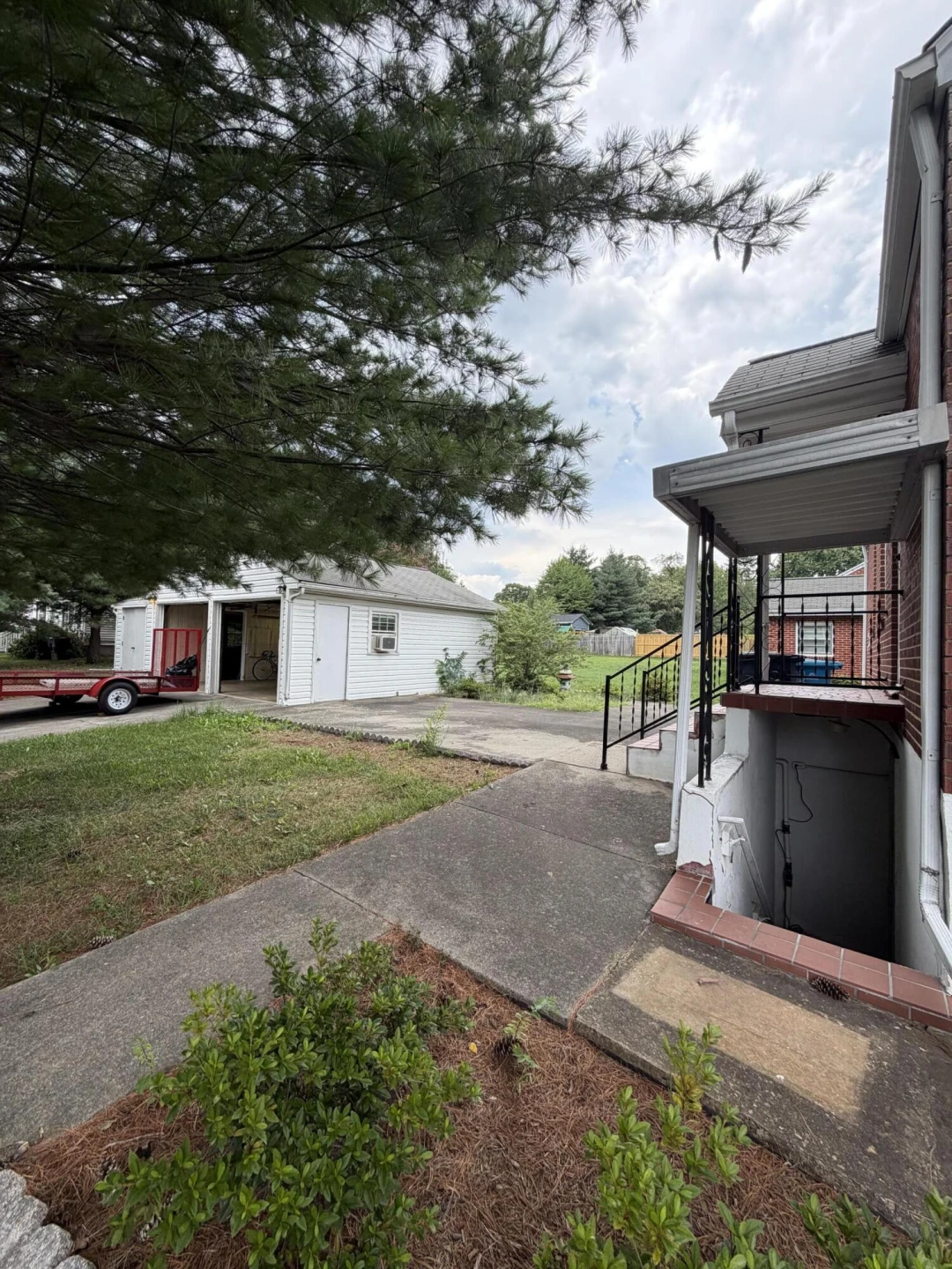 4604 Eden DR NW - Photo 8
