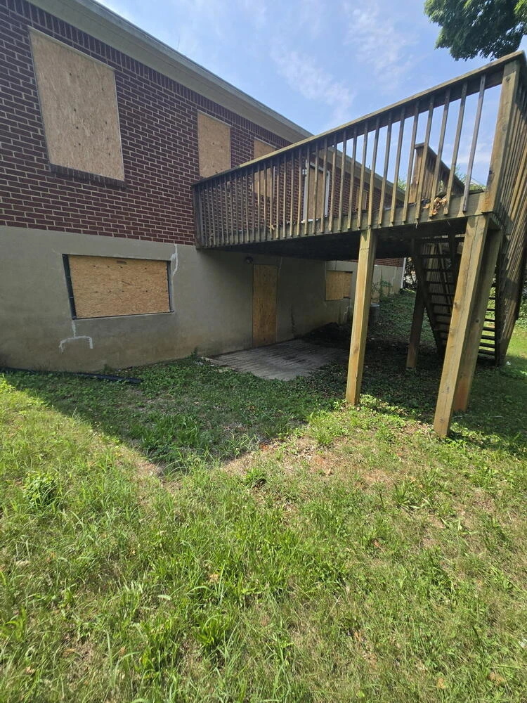 2628 Cedarhurst AVE NW - Photo 4