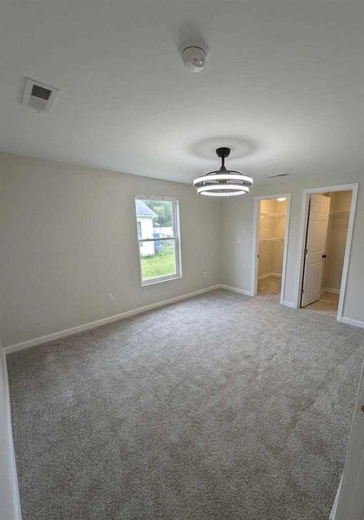 1378 Goodwin AVE - Photo 10