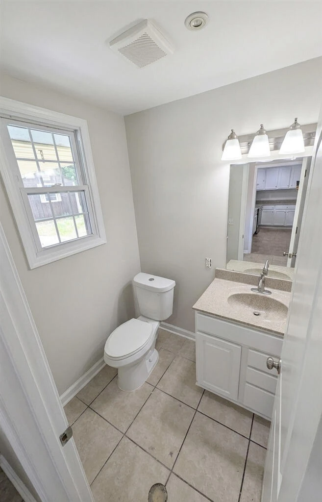 1378 Goodwin AVE - Photo 14