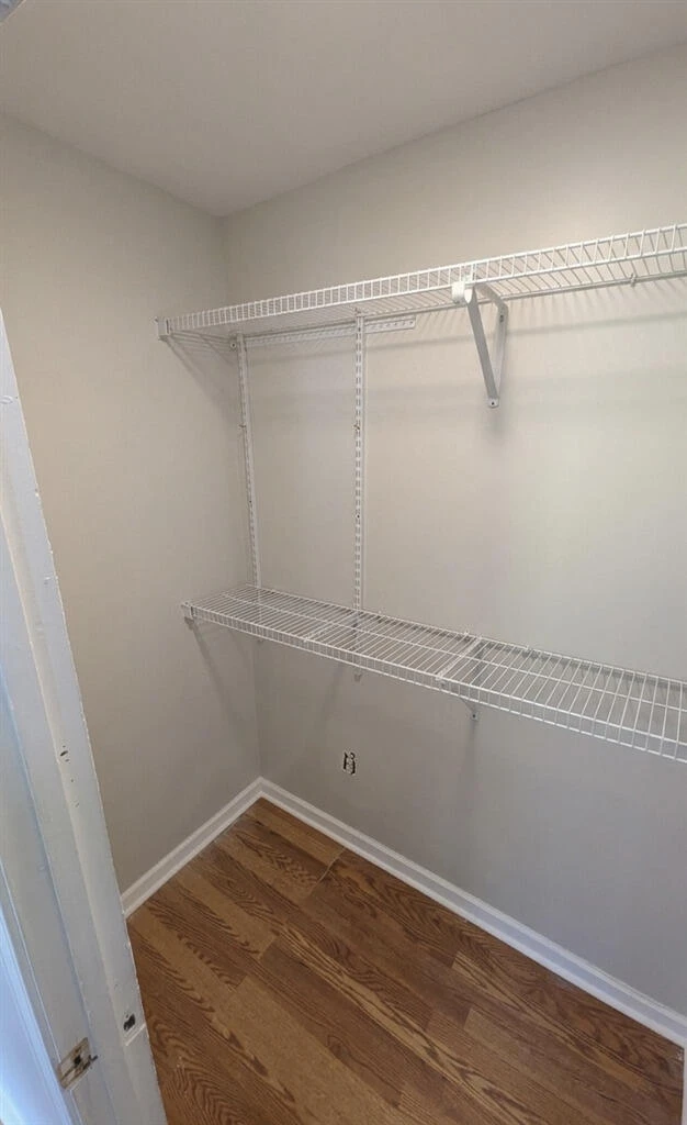 1378 Goodwin AVE - Photo 4