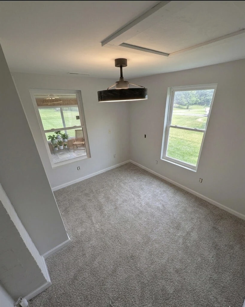 1378 Goodwin AVE - Photo 9
