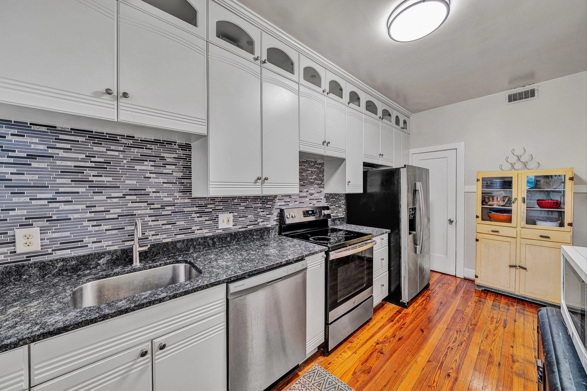 1139 2nd ST SW #APT 3 - Photo 14