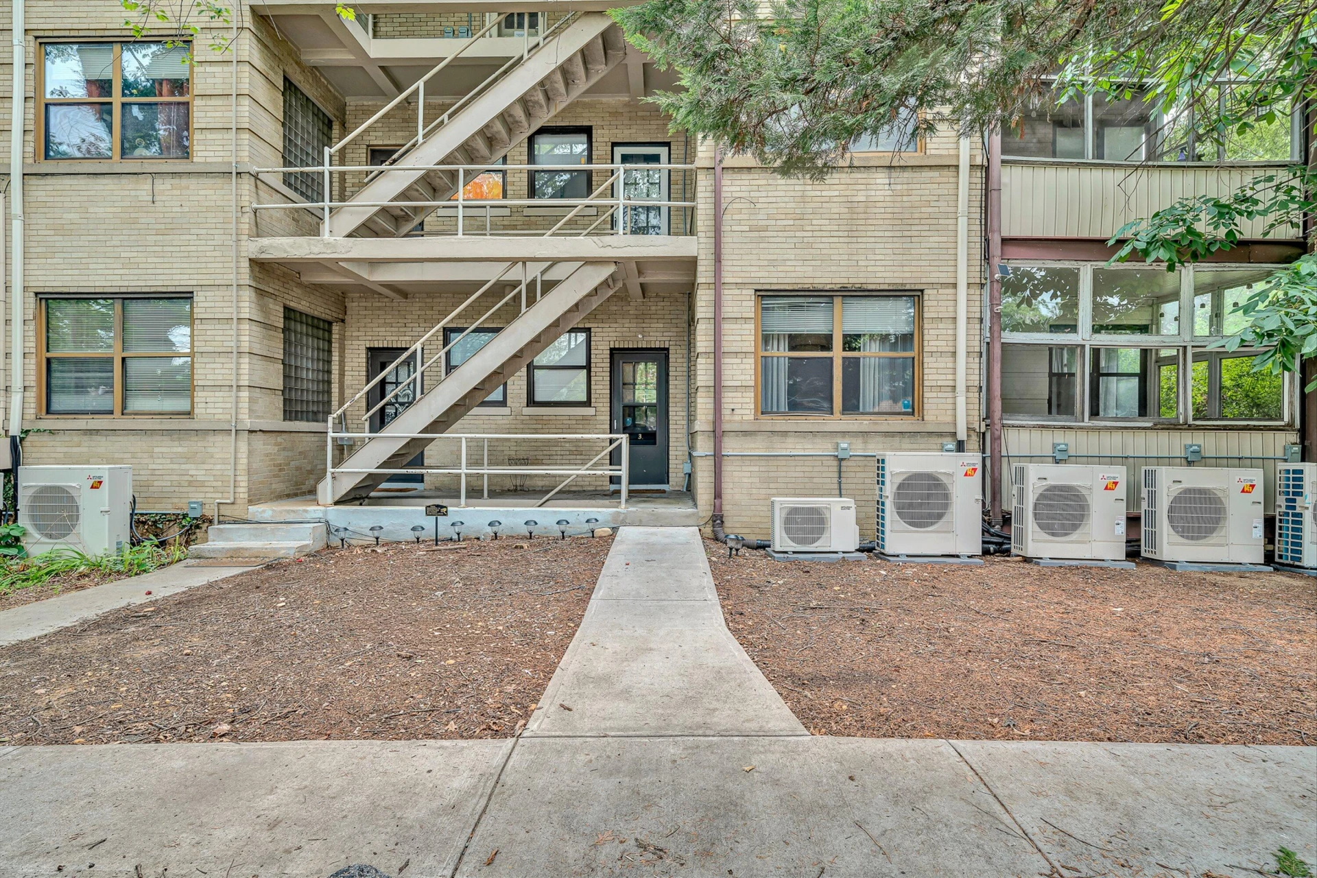 1139 2nd ST SW #APT 3 - Photo 24