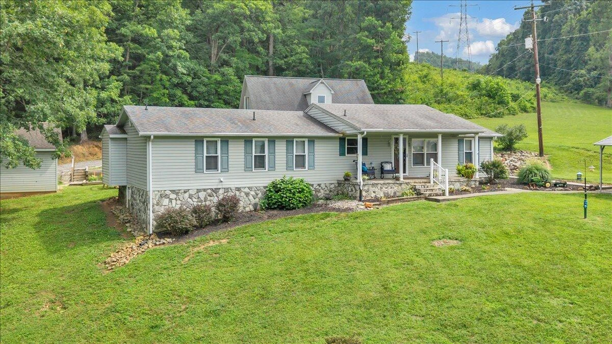 2311 Blue Bend RD - Photo 2