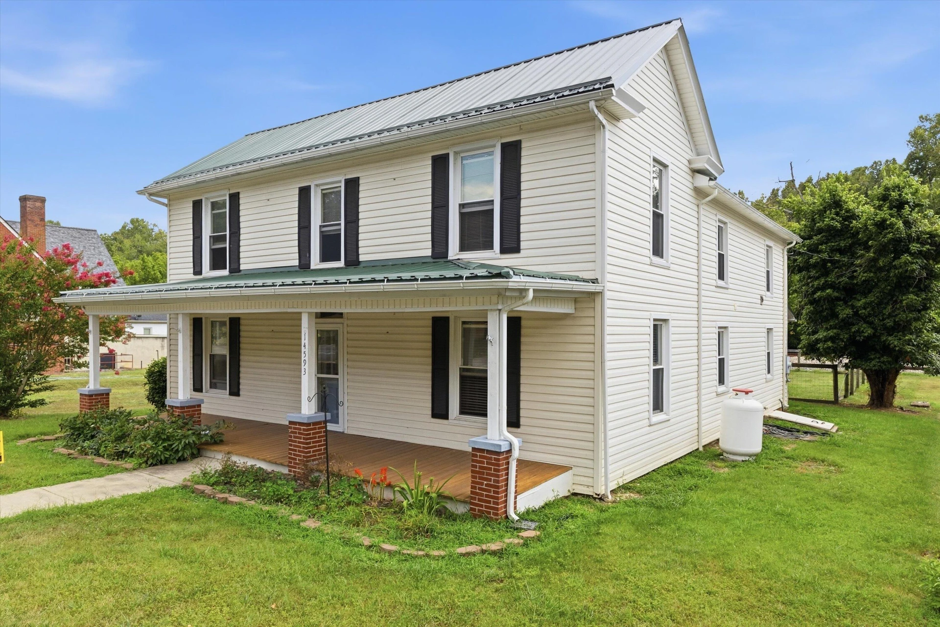 14593 Church ST - Photo 2