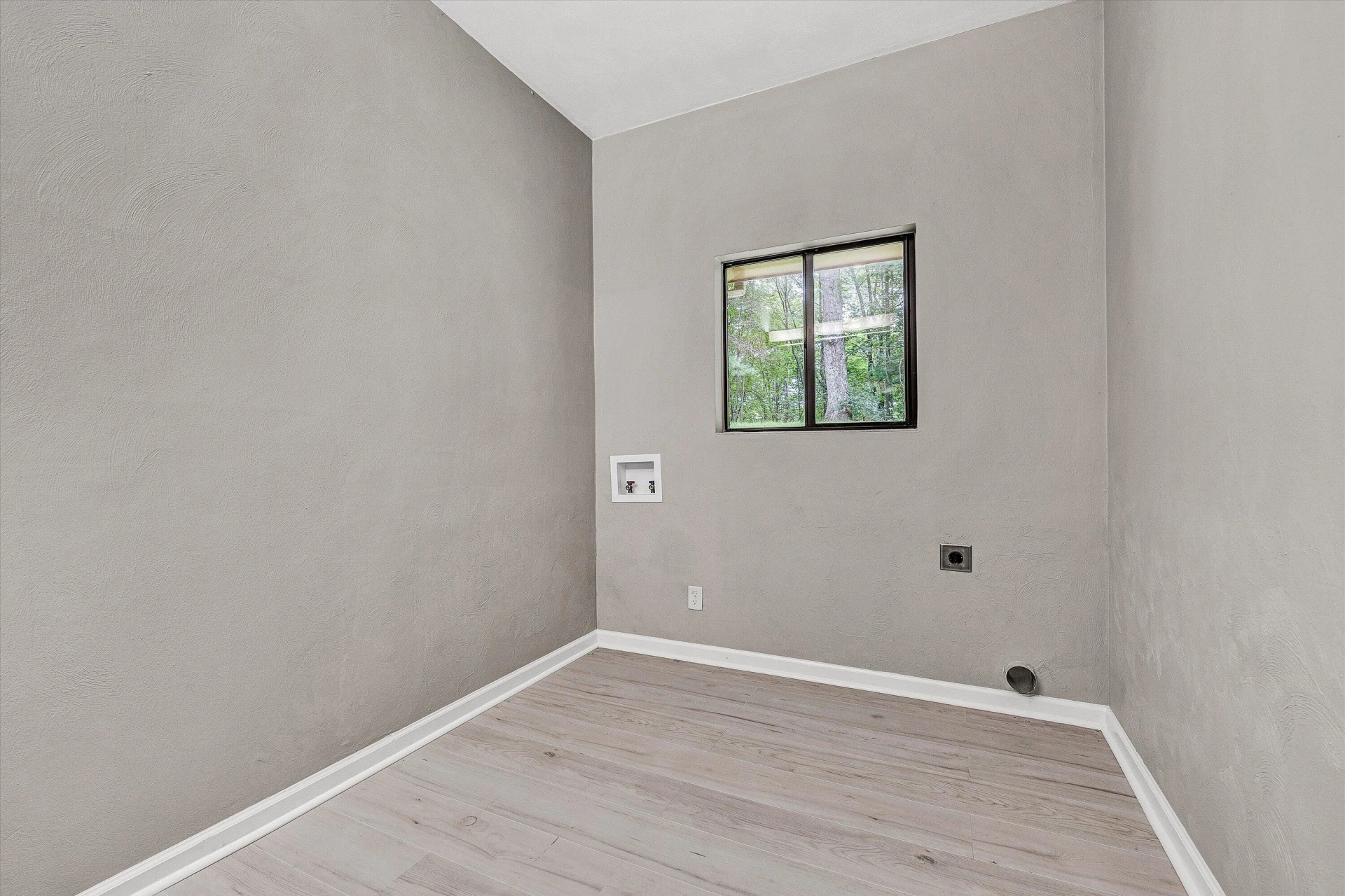 5885 Bent Mountain RD - Photo 34