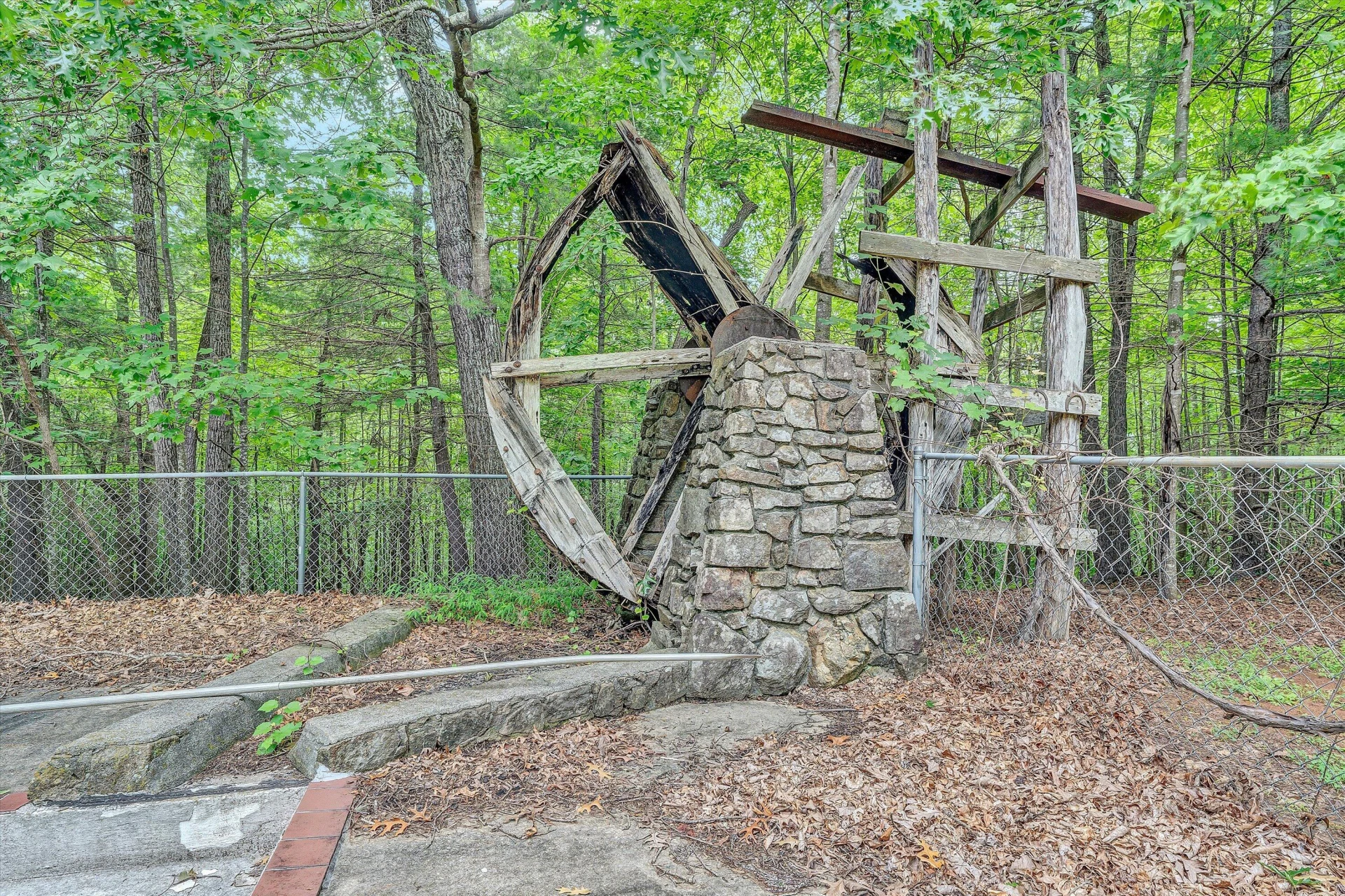 5885 Bent Mountain RD - Photo 54
