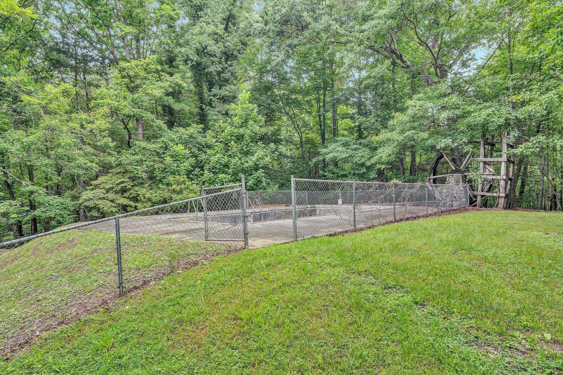 5885 Bent Mountain RD - Photo 55